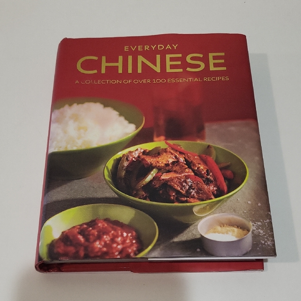 Everyday Chinese: A Collection of‎ Over 100 Essential Recipes – Hardcover